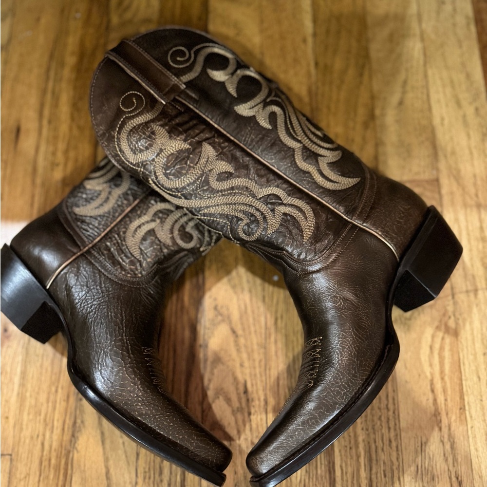 Preloved - Size 8 - Shyanne Lucy Leather Brown Embroidered Women’s Cowboy Boots